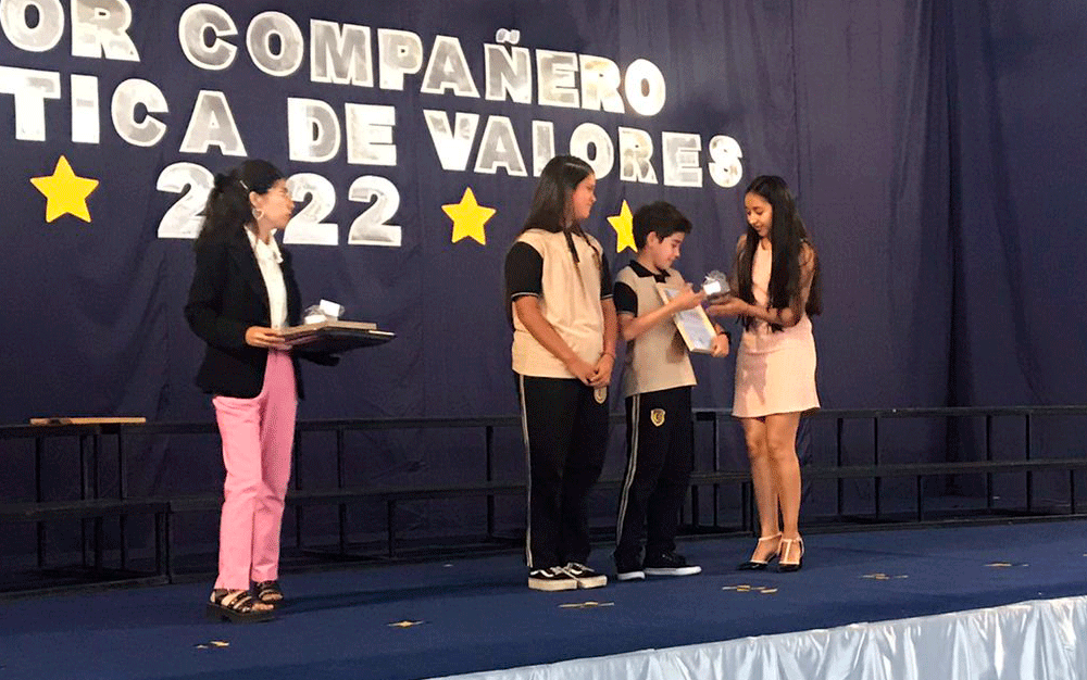 Premiación al Mejor Compañero y Práctica de Valores 2022