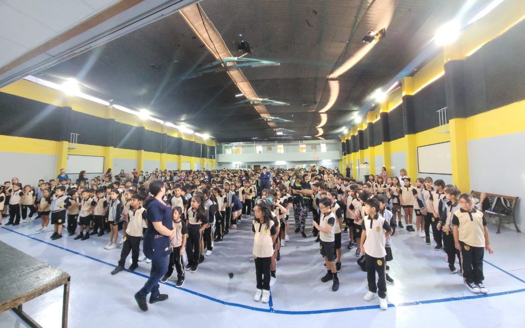 Día internacional de la Mujer fue conmemorado en nuestro colegio