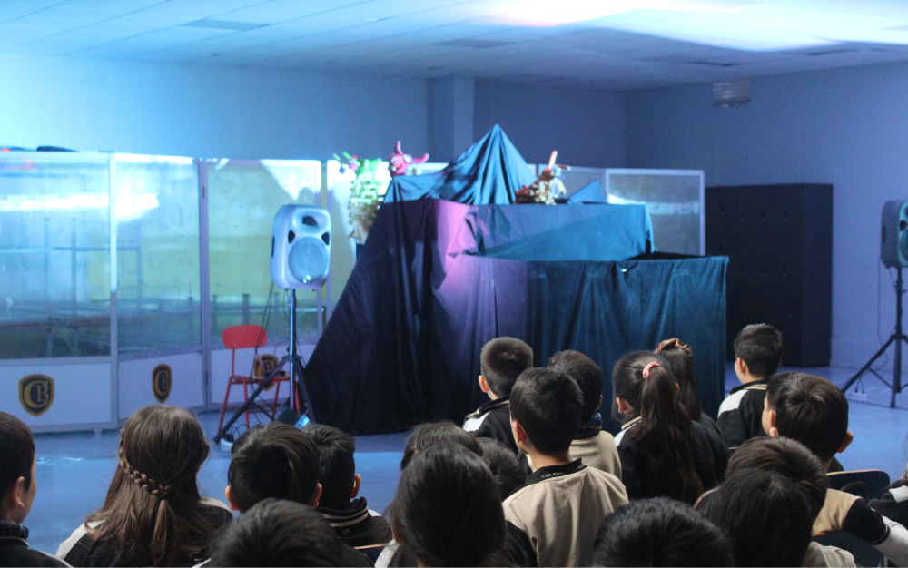 Obra teatral inspirada en la tradición andina encantó a estudiantes