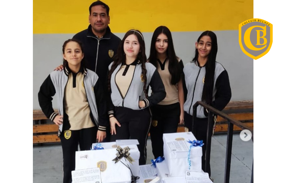Centro de Alumnos realizó entrega de cajas solidarias a trabajadores de limpieza y áreas verdes