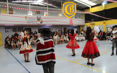 Con éxito se desarrollaron las tres jornadas de presentaciones folclóricas en el Colegio Bulnes