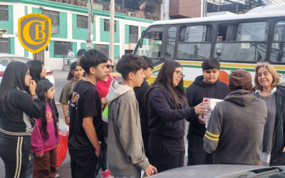 Estudiantes  de 7°A y 8°A apoyan con acciones solidarias a adultos mayores y personas en situación de calle